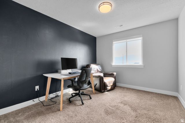 2238 S WESTERN DR, Saratoga Springs, UT 84045