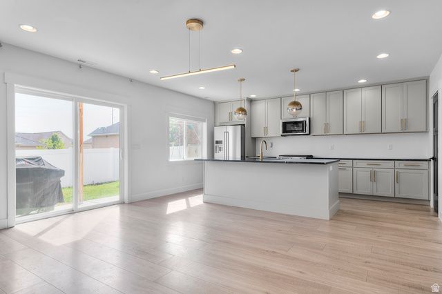 2238 S WESTERN DR, Saratoga Springs, UT 84045