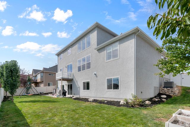 2238 S WESTERN DR, Saratoga Springs, UT 84045