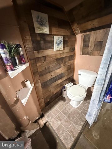 355 MCKNIGHT ST, Reading, PA 19601