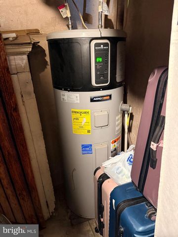 355 MCKNIGHT ST, Reading, PA 19601