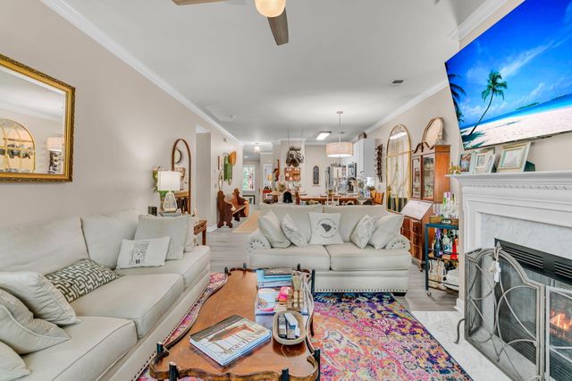 204 Golfview Lane, Summerville, SC 29485