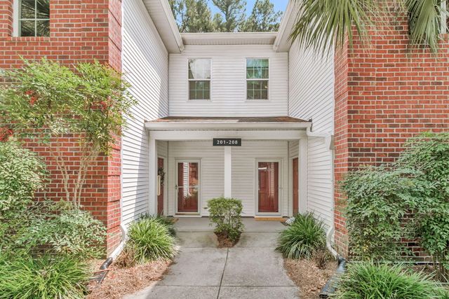 204 Golfview Lane, Summerville, SC 29485