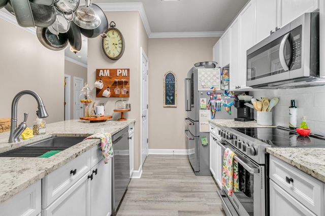 204 Golfview Lane, Summerville, SC 29485