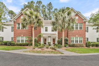 204 Golfview Lane, Summerville, SC 29485