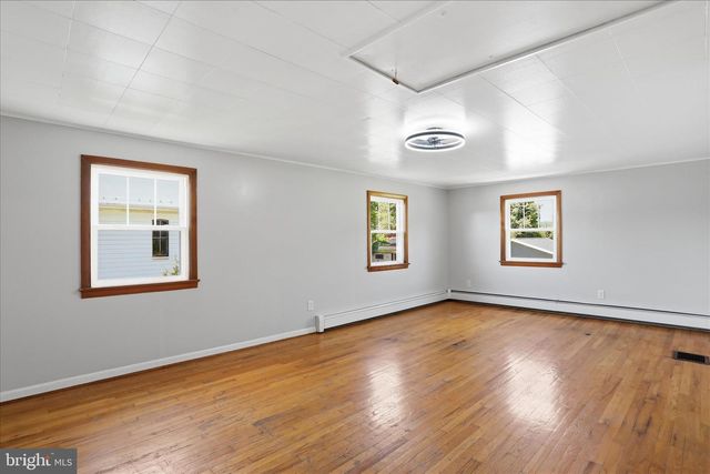 7271 LINCOLN WAY W, Saint Thomas, PA 17252