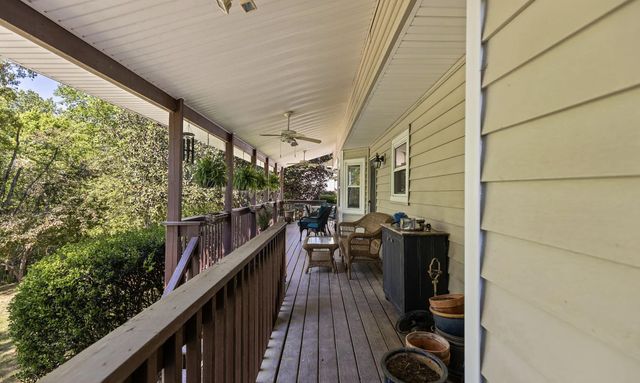 2227 Bay Pointe Drive, Hixson, TN 37343