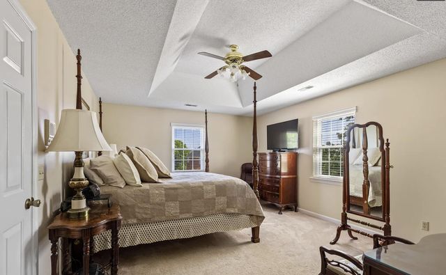 2227 Bay Pointe Drive, Hixson, TN 37343