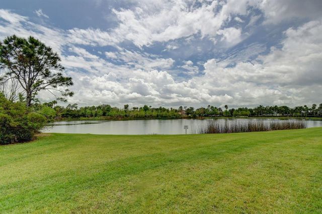 218 Tresana Boulevard 36, Jupiter, FL 33478