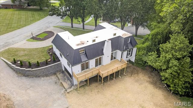 111 Lamoine Lane, Belleville, IL 62223