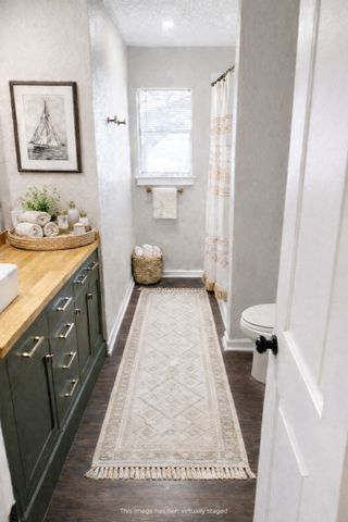 708 Meadowlark Circle, Crowley, TX 76036