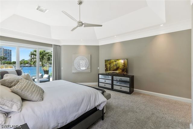 311 Neapolitan WAY, Naples, FL 34103