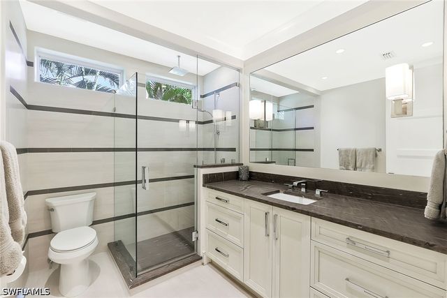 311 Neapolitan WAY, Naples, FL 34103