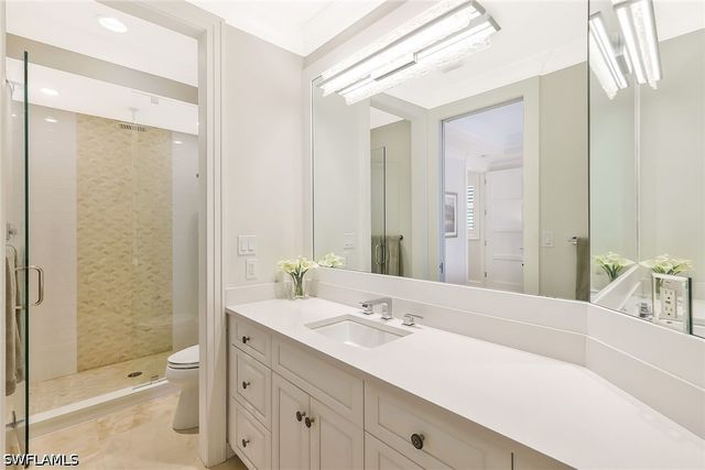 311 Neapolitan WAY, Naples, FL 34103