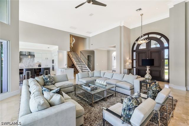 311 Neapolitan WAY, Naples, FL 34103