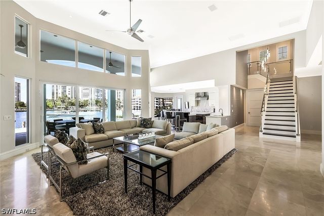311 Neapolitan WAY, Naples, FL 34103