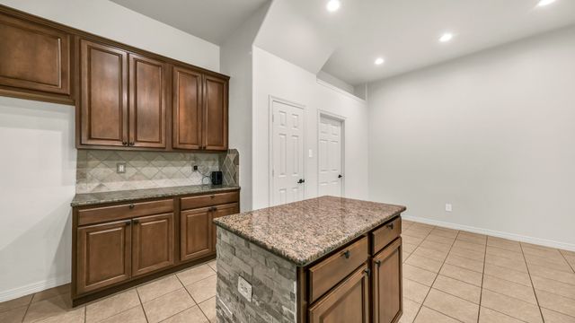 914 Randall Road, Weatherford, TX 76087