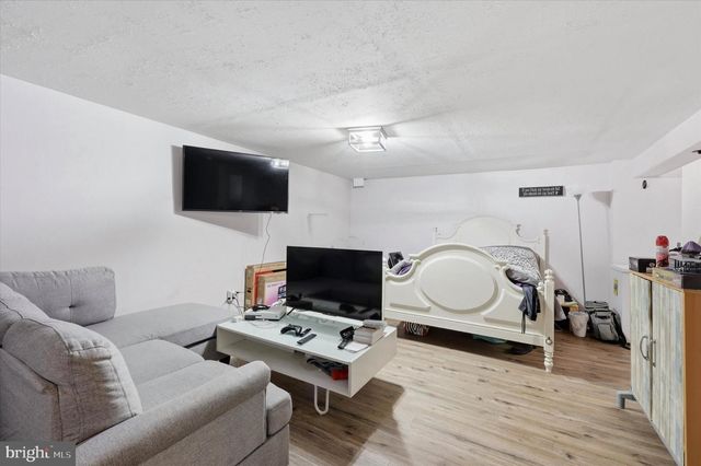 340 LINCOLN AVE, Bristol, PA 19007