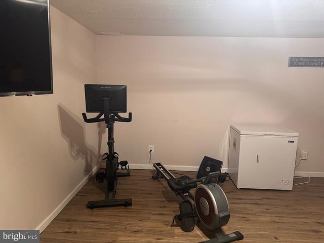 340 LINCOLN AVE, Bristol, PA 19007