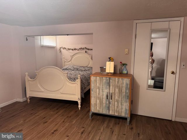 340 LINCOLN AVE, Bristol, PA 19007
