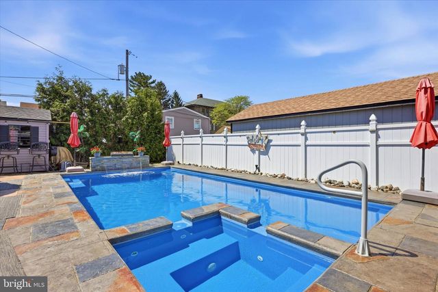 340 LINCOLN AVE, Bristol, PA 19007