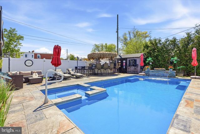 340 LINCOLN AVE, Bristol, PA 19007