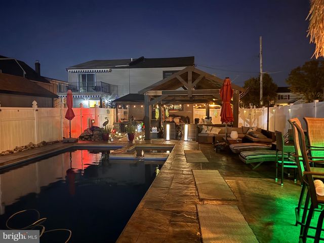 340 LINCOLN AVE, Bristol, PA 19007