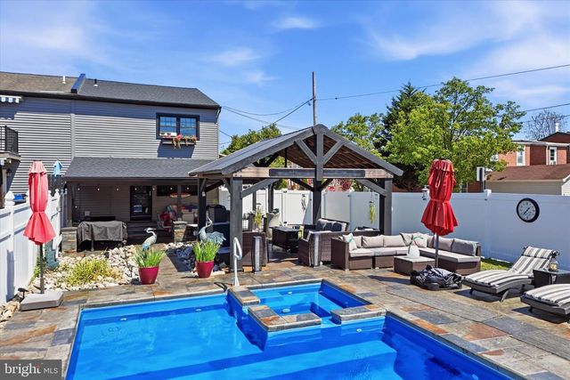 340 LINCOLN AVE, Bristol, PA 19007