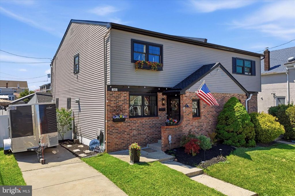 340 LINCOLN AVE, Bristol, PA 19007