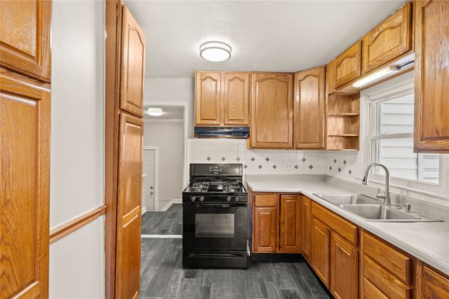 3640 57th Street, Des Moines, IA 50310