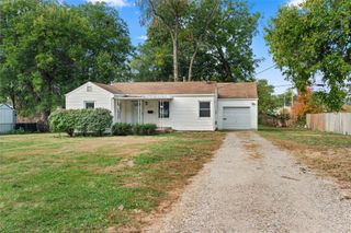 3640 57th Street, Des Moines, IA 50310