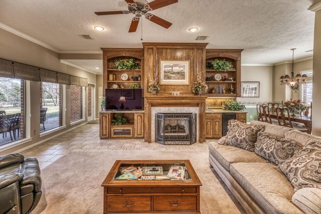 23032 Oak Road, New Ulm, TX 78950