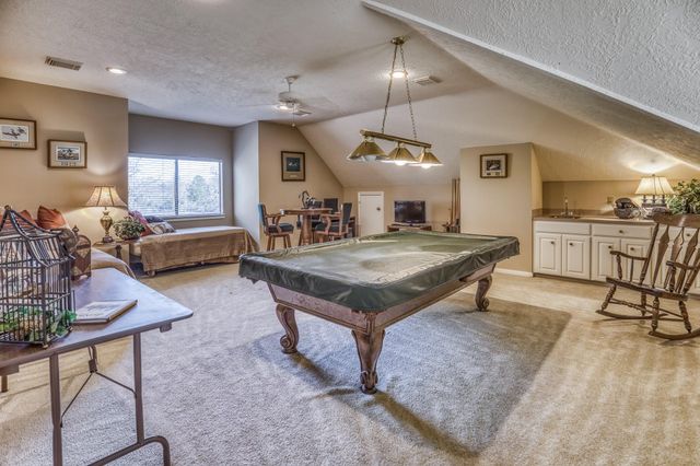 23032 Oak Road, New Ulm, TX 78950