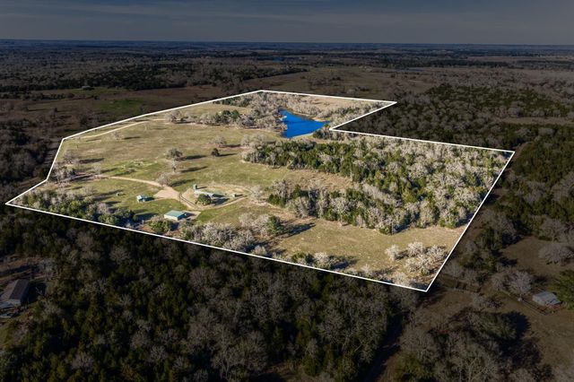 23032 Oak Road, New Ulm, TX 78950