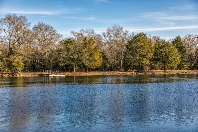 23032 Oak Road, New Ulm, TX 78950