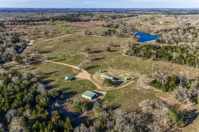 23032 Oak Road, New Ulm, TX 78950