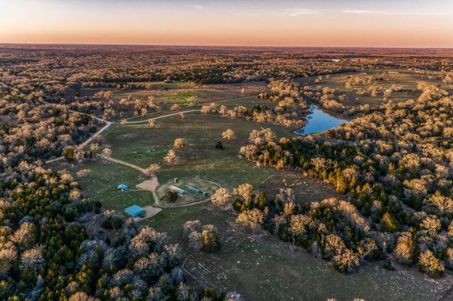 23032 Oak Road, New Ulm, TX 78950