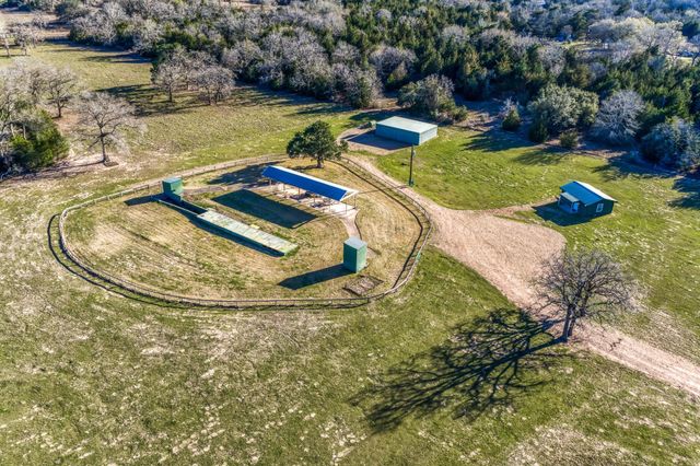 23032 Oak Road, New Ulm, TX 78950