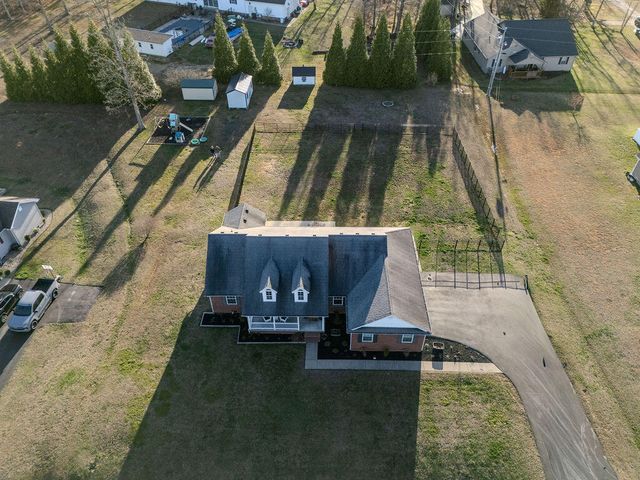 345 Eagle Drive, Morehead, KY 40351