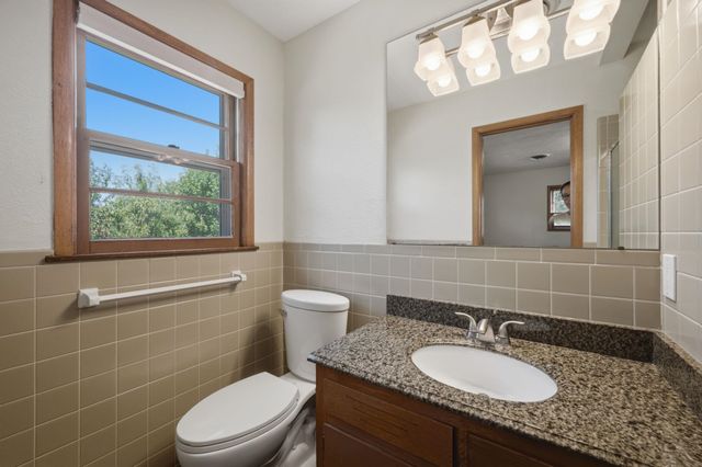 1305 N Gretchen, Wichita, KS 67206
