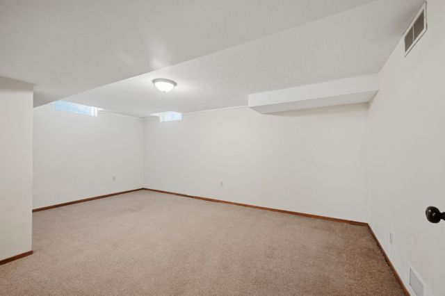 1305 N Gretchen, Wichita, KS 67206