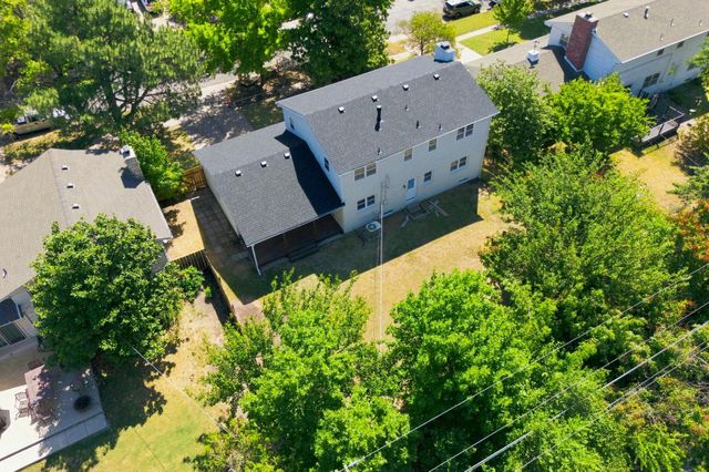 1305 N Gretchen, Wichita, KS 67206