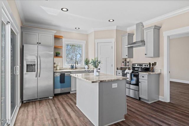 402 Poplar Street, Graham, NC 27253
