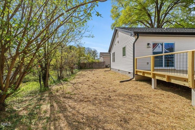 402 Poplar Street, Graham, NC 27253