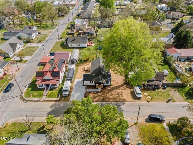 402 Poplar Street, Graham, NC 27253