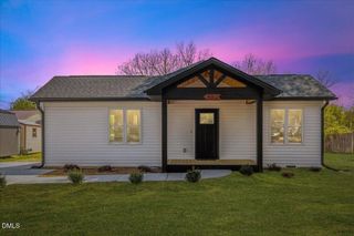 402 Poplar Street, Graham, NC 27253
