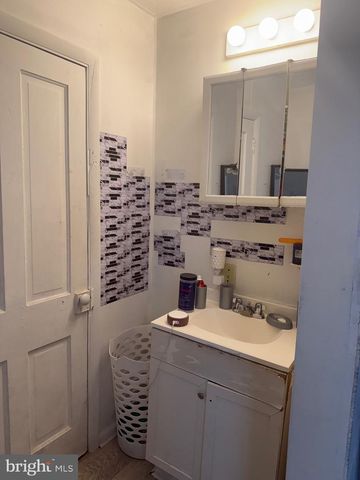 406 N 3RD ST, Steelton, PA 17113