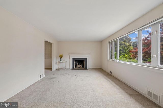 3113 BIRCH ST NW, Washington, DC 20015
