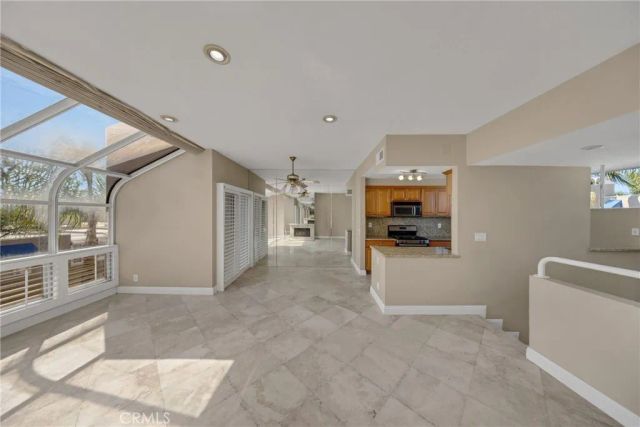 3361 Tempe, Huntington Beach, CA 92649