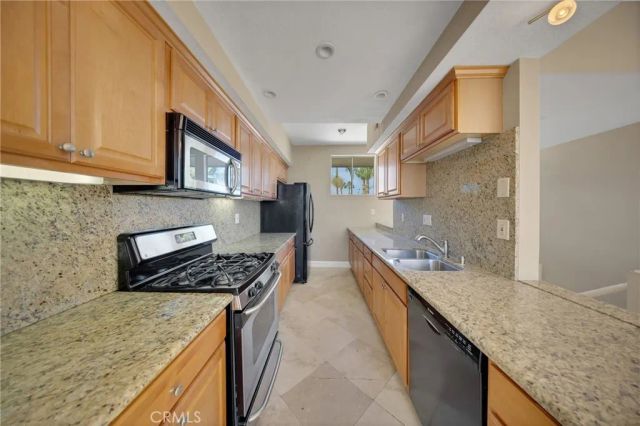 3361 Tempe, Huntington Beach, CA 92649
